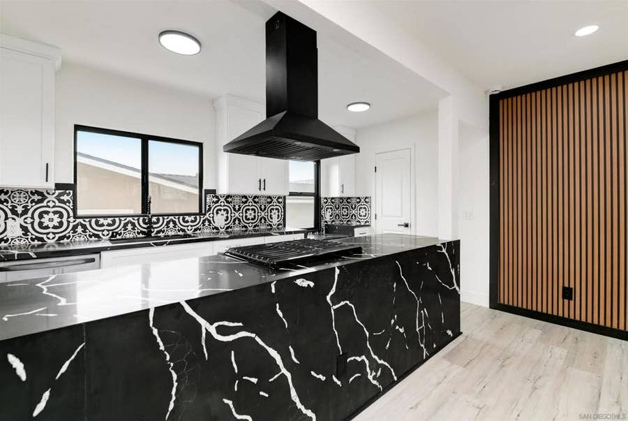 Property photo for 244 26Th St, San Diego, CA