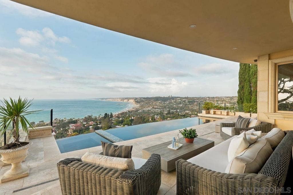 1718 Valdes, La Jolla, CA 92037 1718 Valdes, La Jolla, CA 92037