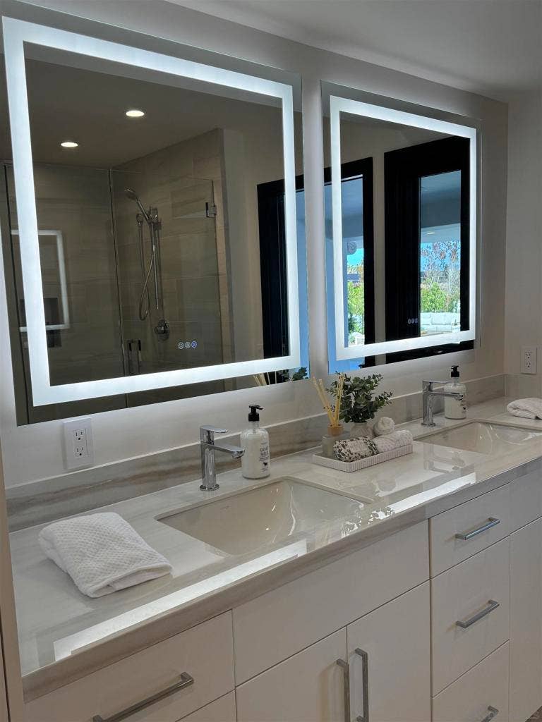 8308 Calle Del Cielo, La Jolla, CA 92037 8308 Calle Del Cielo, La Jolla, CA 92037