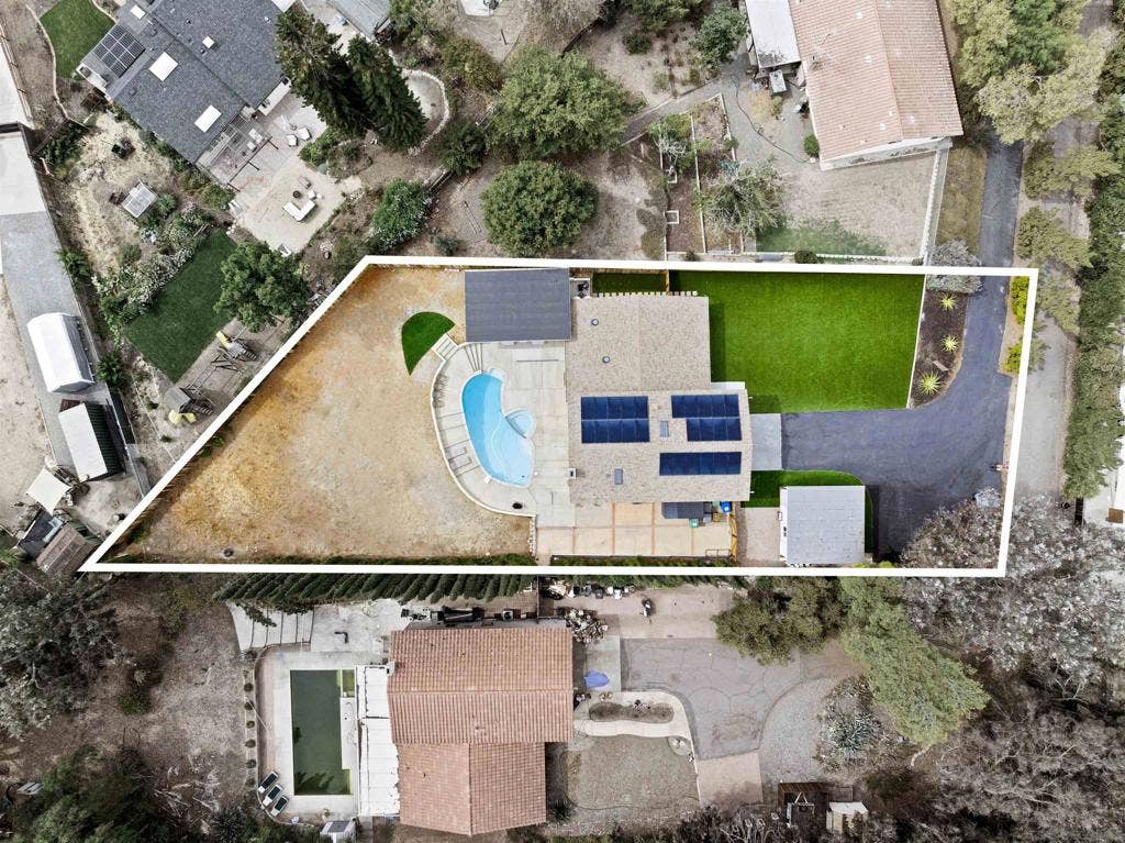 5762 Old Ranch Rd, Oceanside, CA 92057