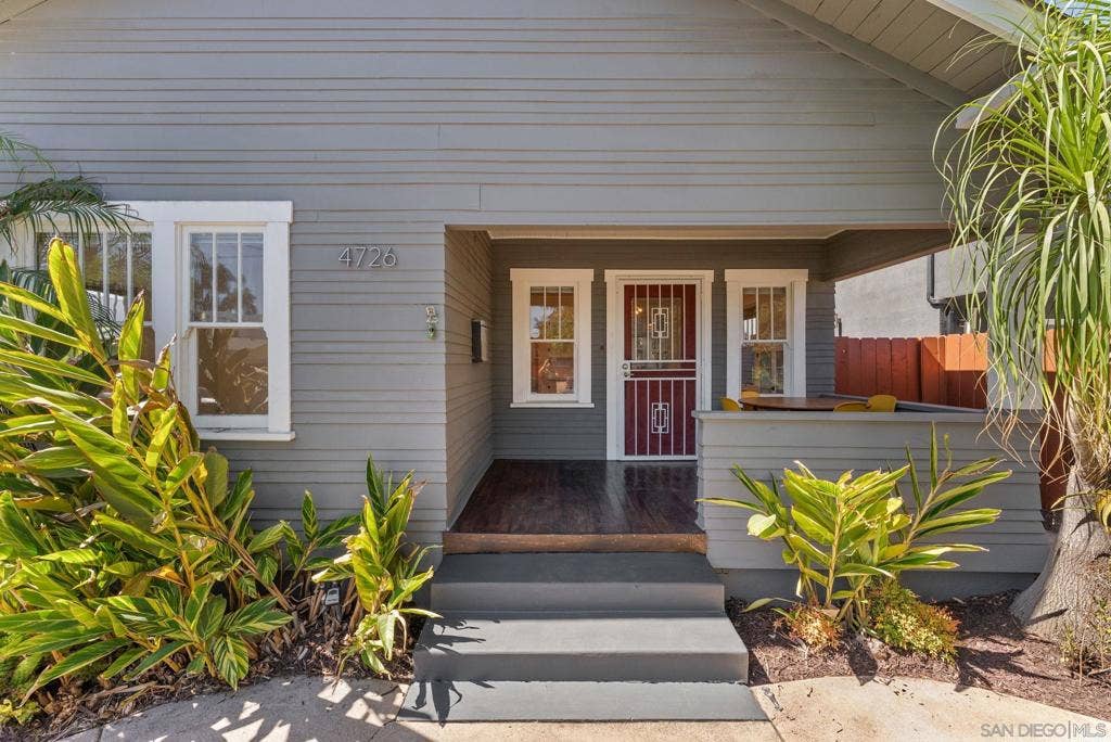 4726 Bancroft St, San Diego, CA 92116