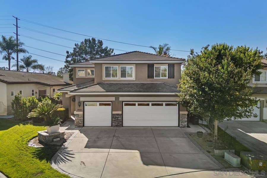 Property photo for 30916 Oakhill Dr, Temecula, CA