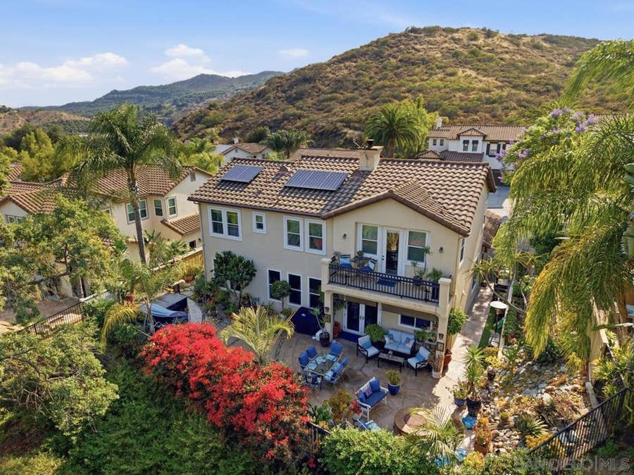 Property photo for 3320 Wild Oak Ln, Escondido, CA