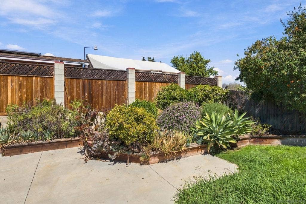 509 Alene St., Spring Valley, CA 91977 509 Alene St., Spring Valley, CA 91977