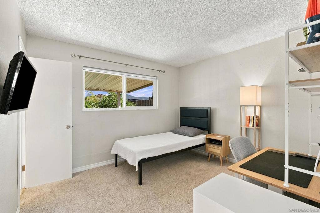 509 Alene St., Spring Valley, CA 91977 509 Alene St., Spring Valley, CA 91977