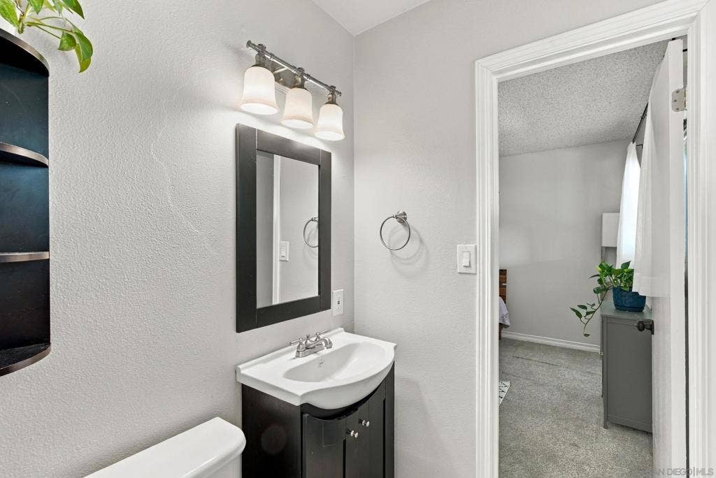 509 Alene St., Spring Valley, CA 91977 509 Alene St., Spring Valley, CA 91977