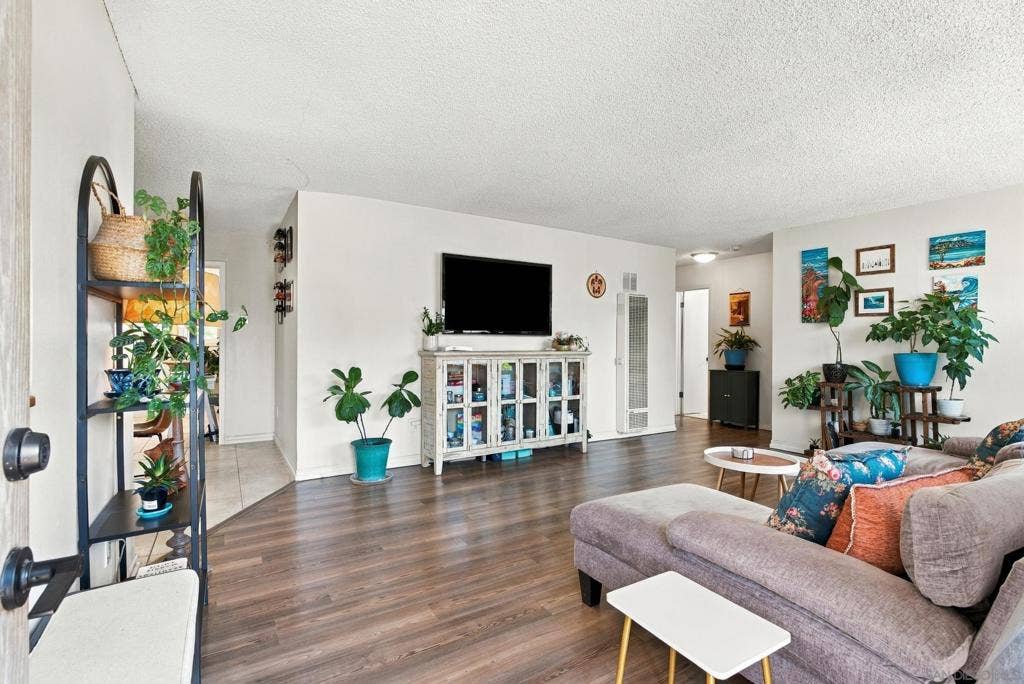 509 Alene St., Spring Valley, CA 91977 509 Alene St., Spring Valley, CA 91977
