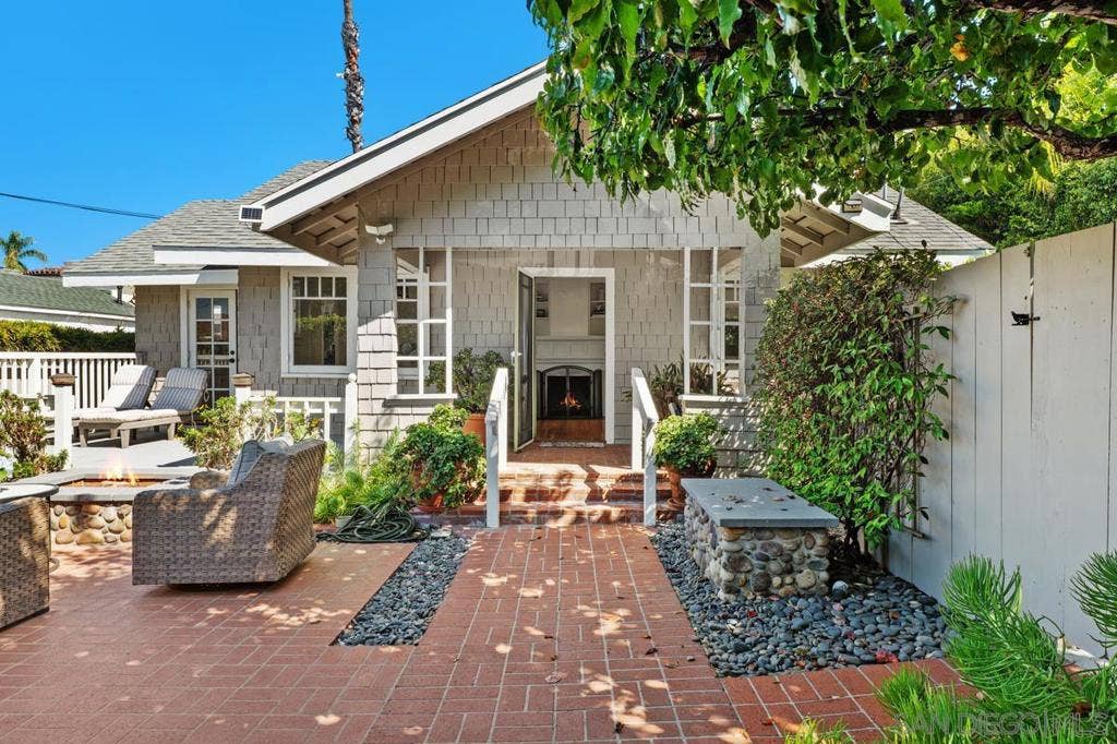 7847 Exchange Place, La Jolla, CA 92037