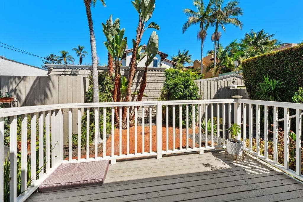 7847 Exchange Place, La Jolla, CA 92037