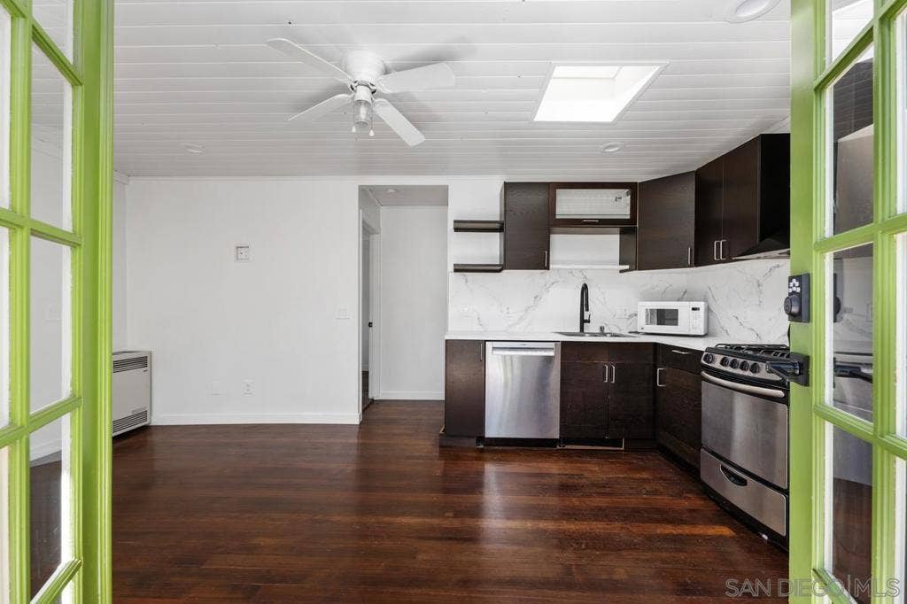7847 Exchange Place, La Jolla, CA 92037