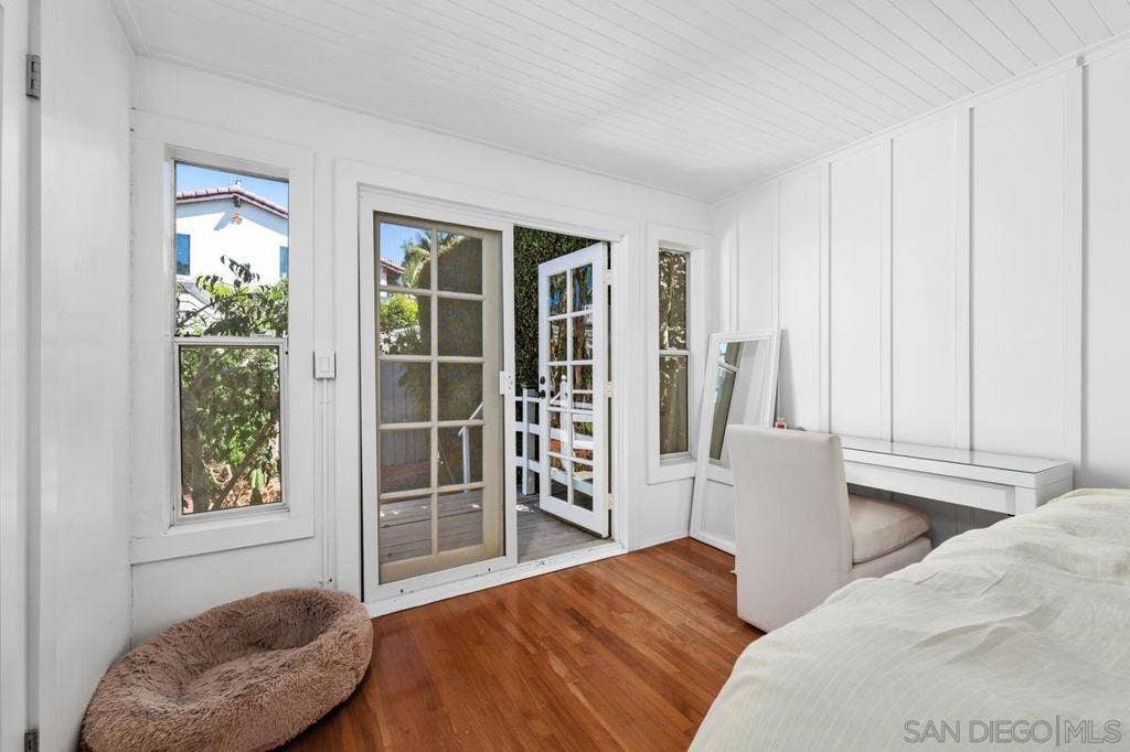 7847 Exchange Place, La Jolla, CA 92037
