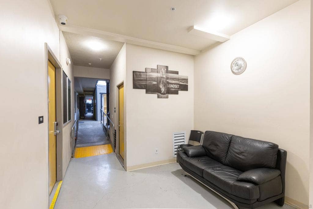 4017 42nd St, San Diego, CA 92105