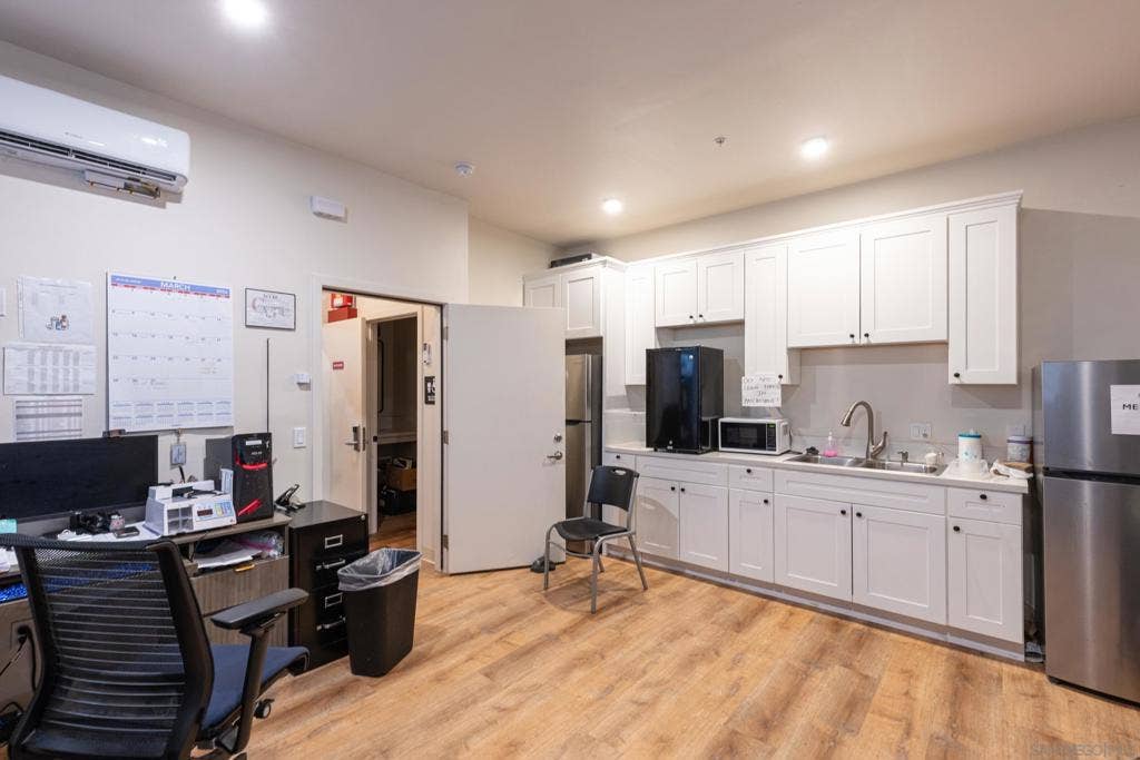 4017 42nd St, San Diego, CA 92105
