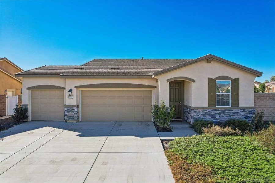Property photo for 5587 Manila, Hemet, CA
