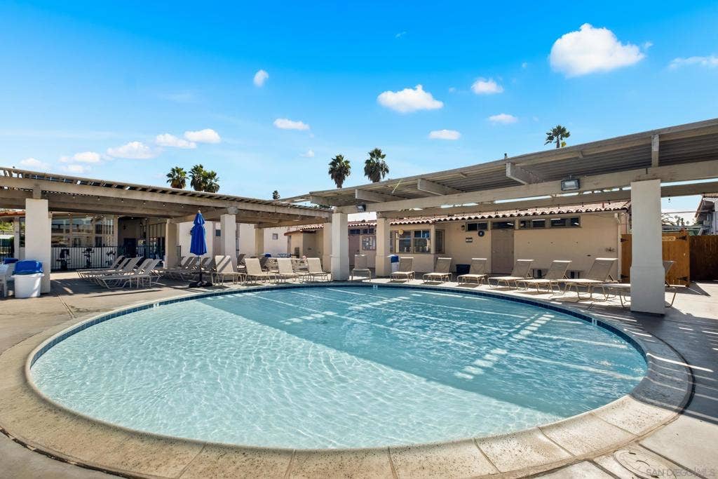 17091 Bernardo Center Dr, #B, San Diego, CA 92128