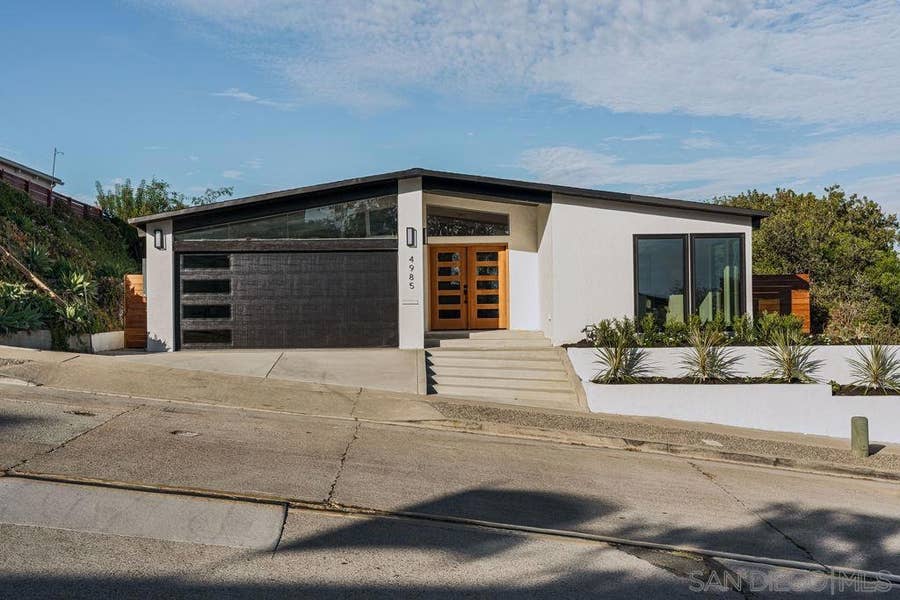 Property photo for 4985 Pacifica Dr, San Diego, CA