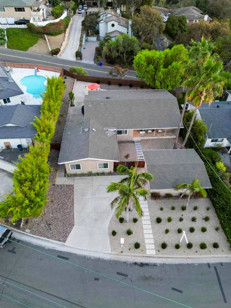 1315 Crestridge Dr., Oceanside, CA 92054 1315 Crestridge Dr., Oceanside, CA 92054