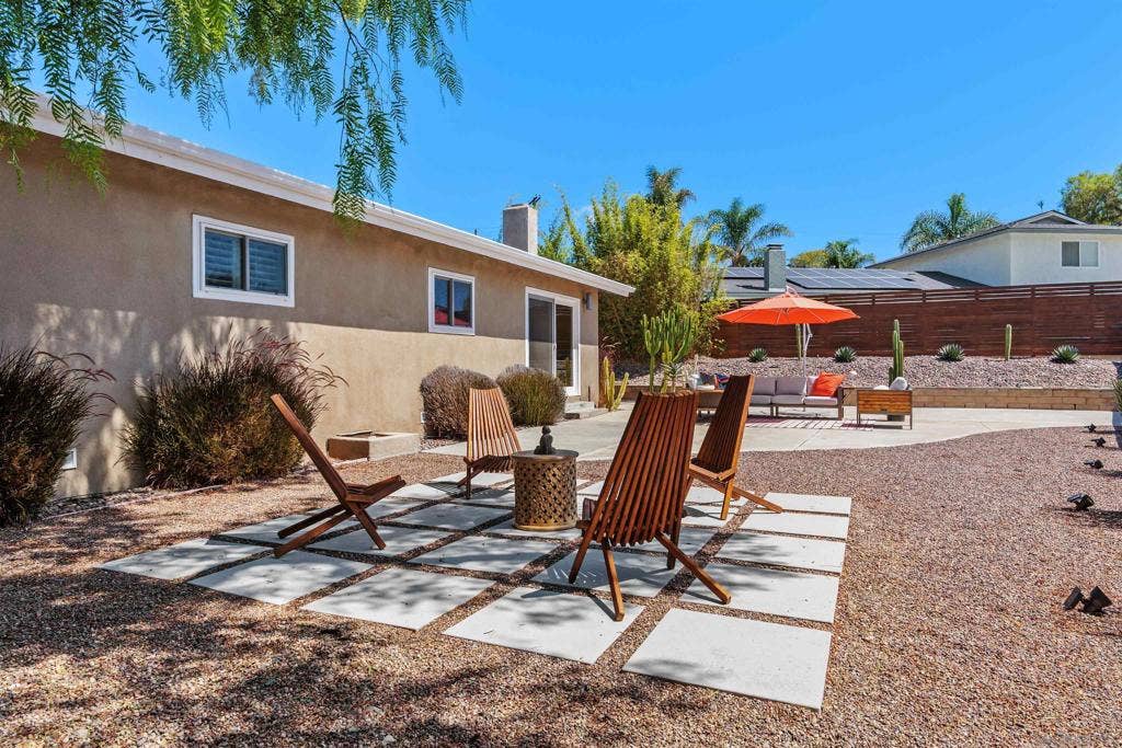 1315 Crestridge Dr., Oceanside, CA 92054 1315 Crestridge Dr., Oceanside, CA 92054