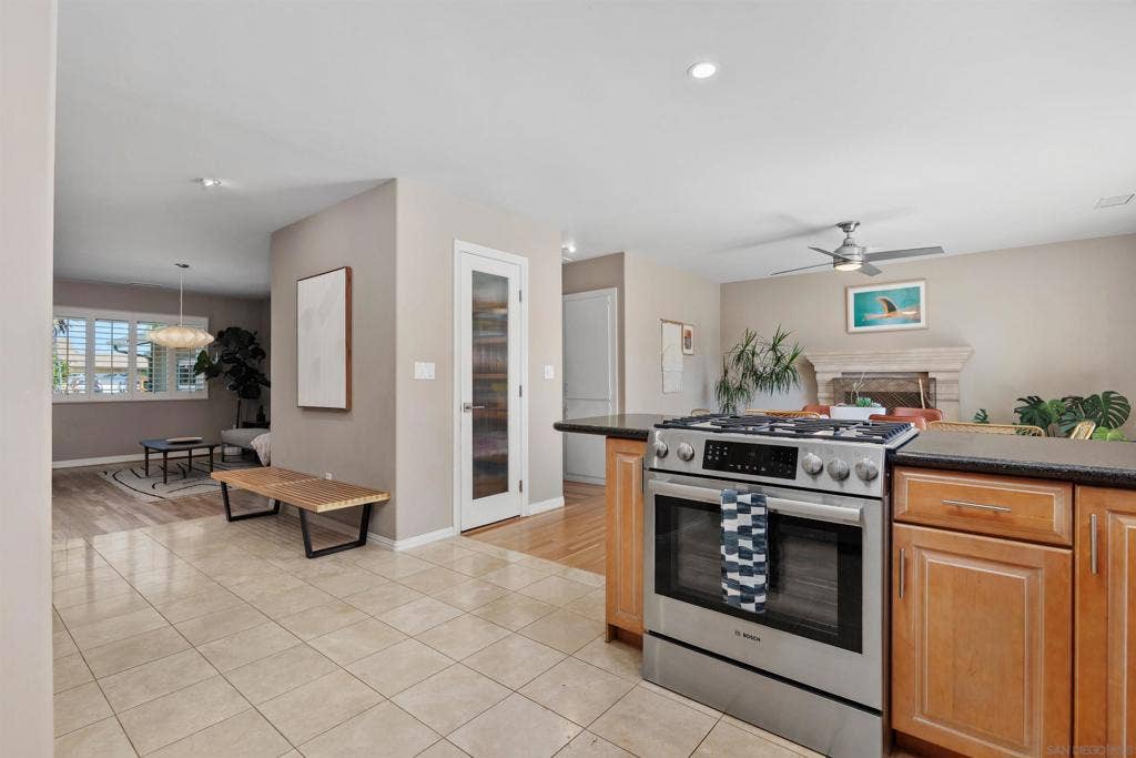 1315 Crestridge Dr., Oceanside, CA 92054 1315 Crestridge Dr., Oceanside, CA 92054