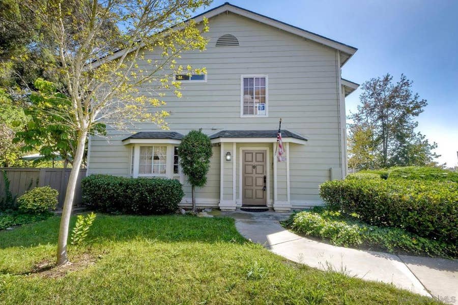 Property photo for 2885 Sanford Ln, Carlsbad, CA