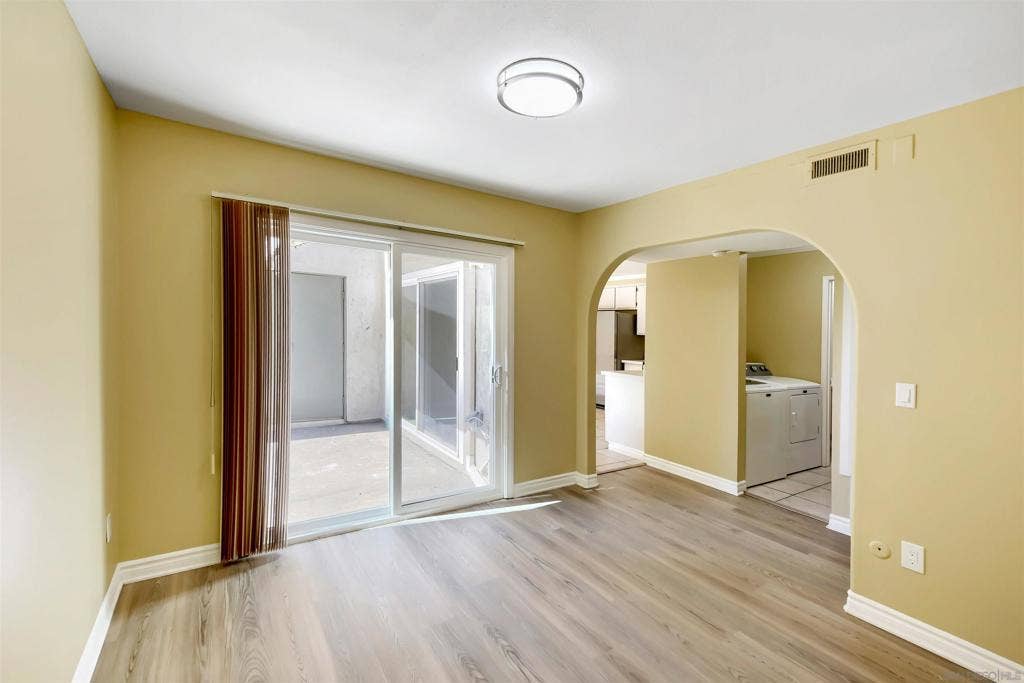 5095 La Cuenta Dr, San Diego, CA 92124 5095 La Cuenta Dr, San Diego, CA 92124