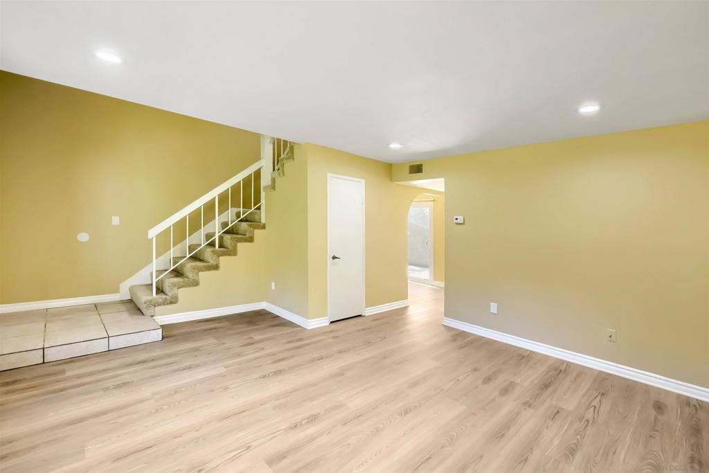 5095 La Cuenta Dr, San Diego, CA 92124 5095 La Cuenta Dr, San Diego, CA 92124