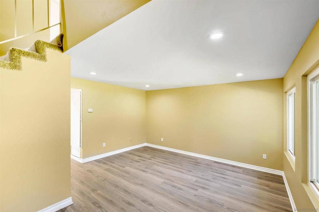 5095 La Cuenta Dr, San Diego, CA 92124 5095 La Cuenta Dr, San Diego, CA 92124