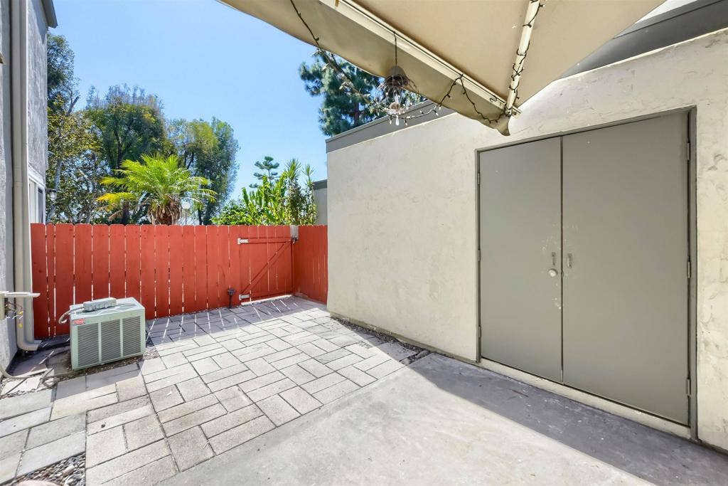 5095 La Cuenta Dr, San Diego, CA 92124 5095 La Cuenta Dr, San Diego, CA 92124