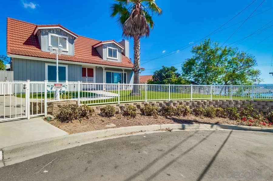 Property photo for 1011 La Mesa Ave, Spring Valley, CA