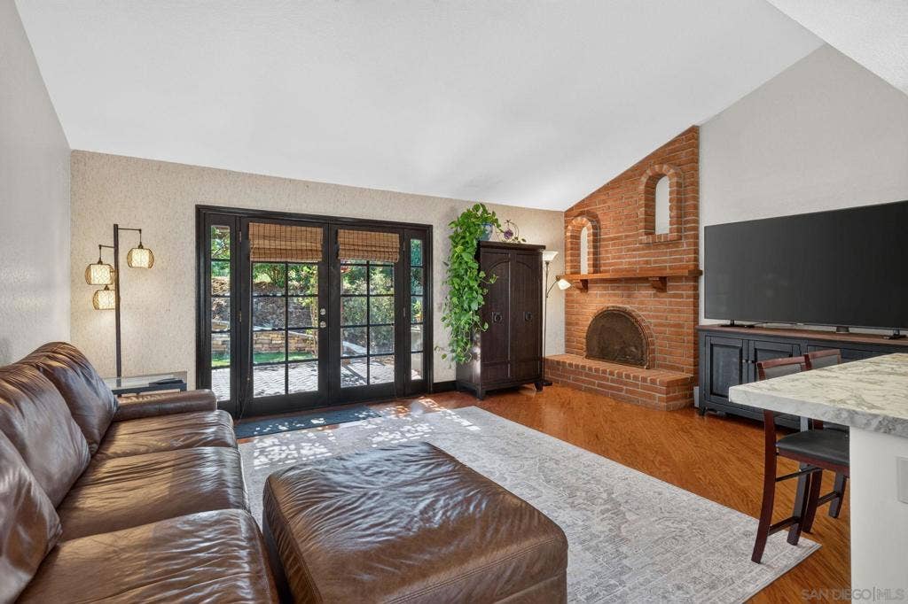 2735 Crownpoint Pl, Escondido, CA 92027 2735 Crownpoint Pl, Escondido, CA 92027