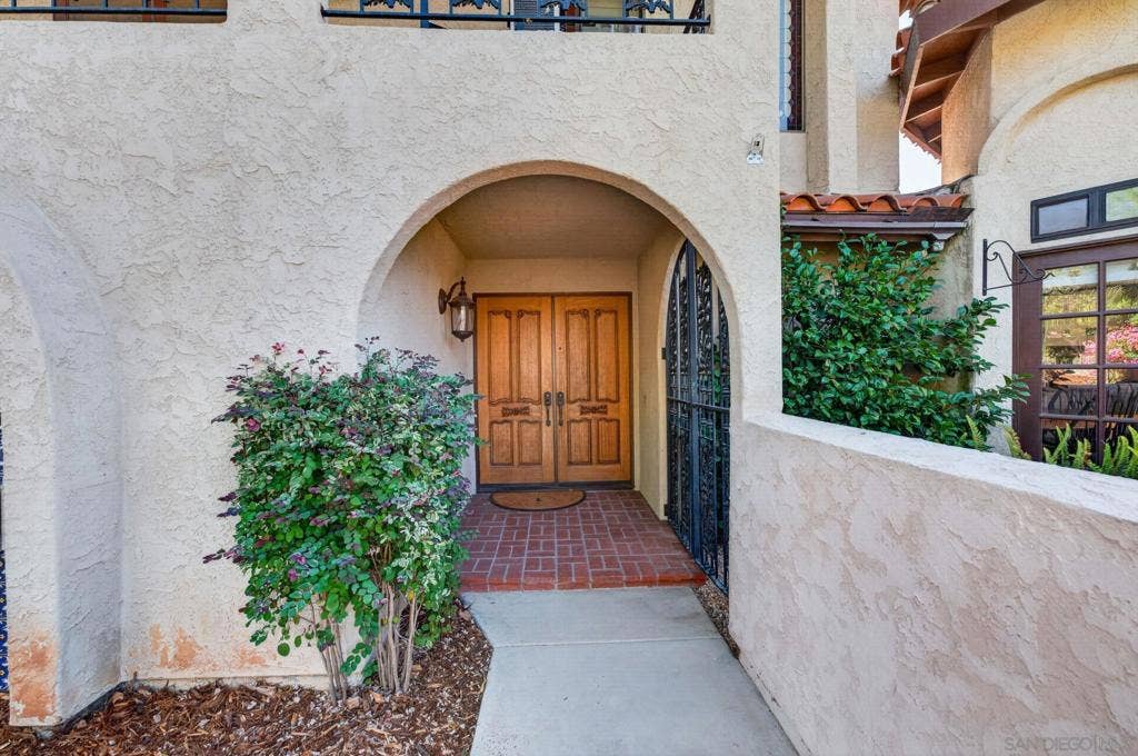 2735 Crownpoint Pl, Escondido, CA 92027 2735 Crownpoint Pl, Escondido, CA 92027