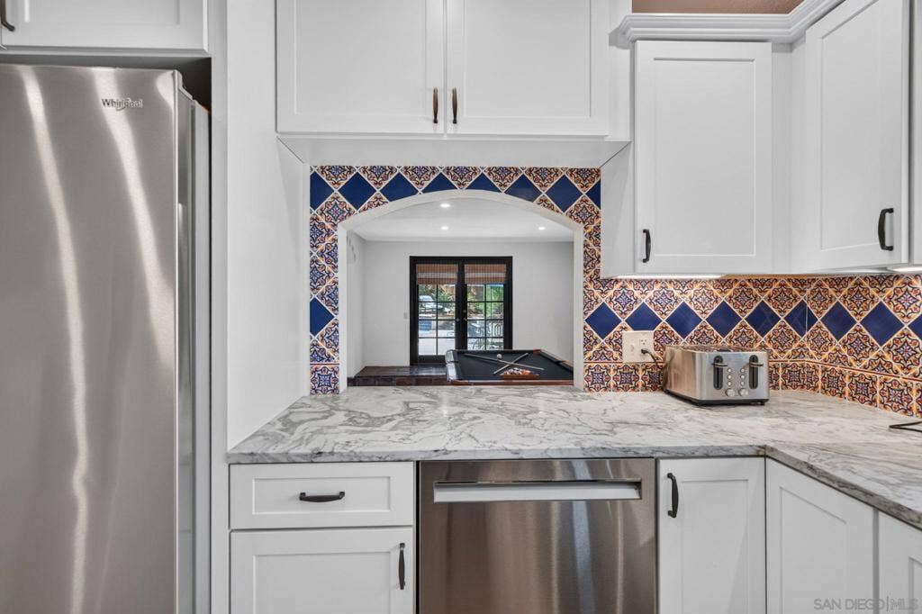 2735 Crownpoint Pl, Escondido, CA 92027 2735 Crownpoint Pl, Escondido, CA 92027