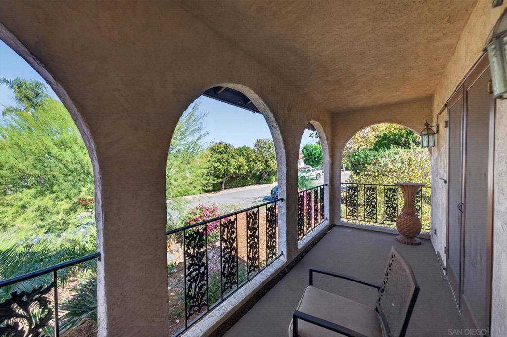 2735 Crownpoint Pl, Escondido, CA 92027 2735 Crownpoint Pl, Escondido, CA 92027