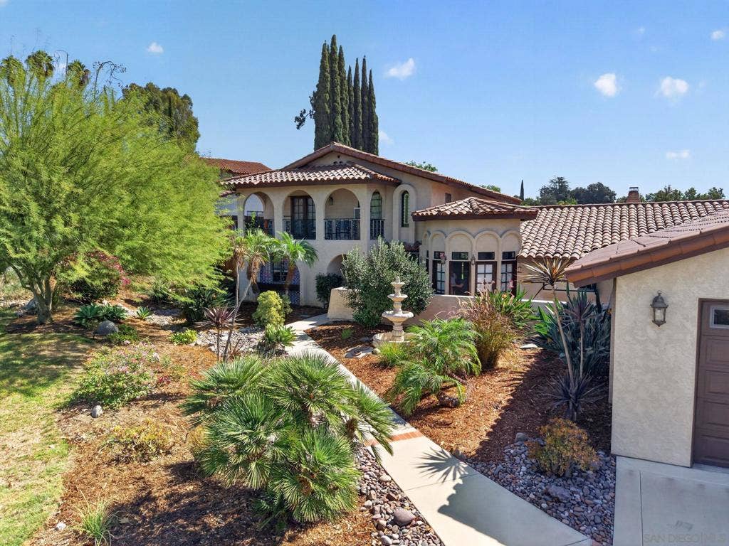 2735 Crownpoint Pl, Escondido, CA 92027 2735 Crownpoint Pl, Escondido, CA 92027