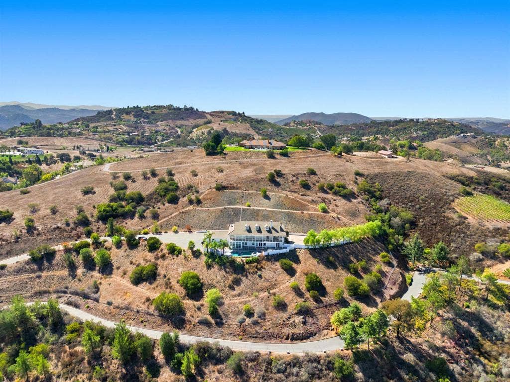 28190 Sycamore, Temecula, CA 92590 28190 Sycamore, Temecula, CA 92590