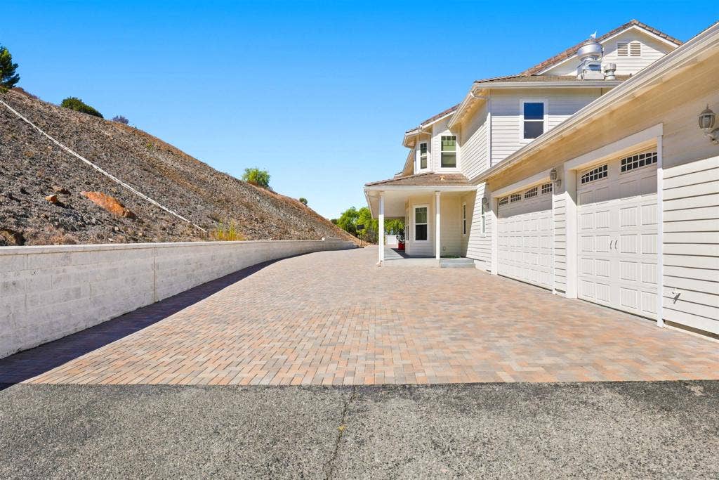 28190 Sycamore, Temecula, CA 92590 28190 Sycamore, Temecula, CA 92590
