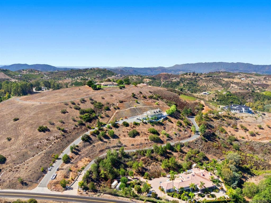 28190 Sycamore, Temecula, CA 92590 28190 Sycamore, Temecula, CA 92590