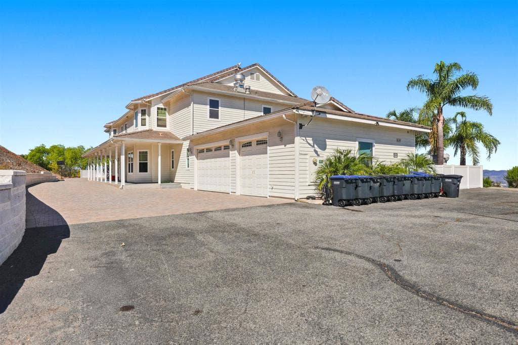 28190 Sycamore, Temecula, CA 92590 28190 Sycamore, Temecula, CA 92590