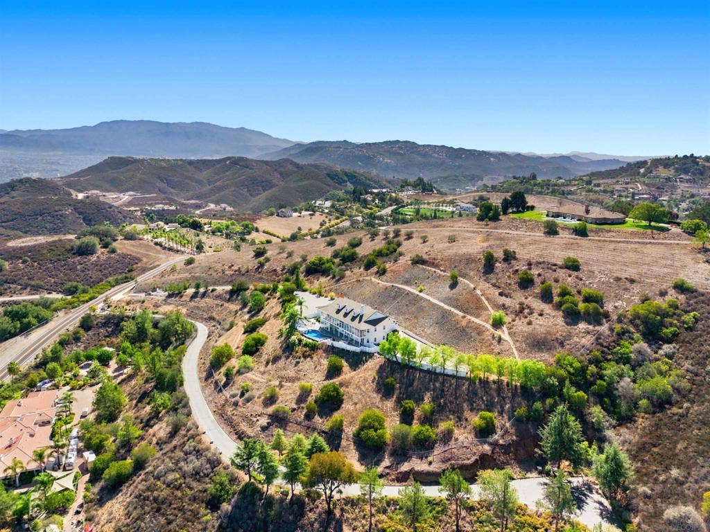 28190 Sycamore, Temecula, CA 92590 28190 Sycamore, Temecula, CA 92590