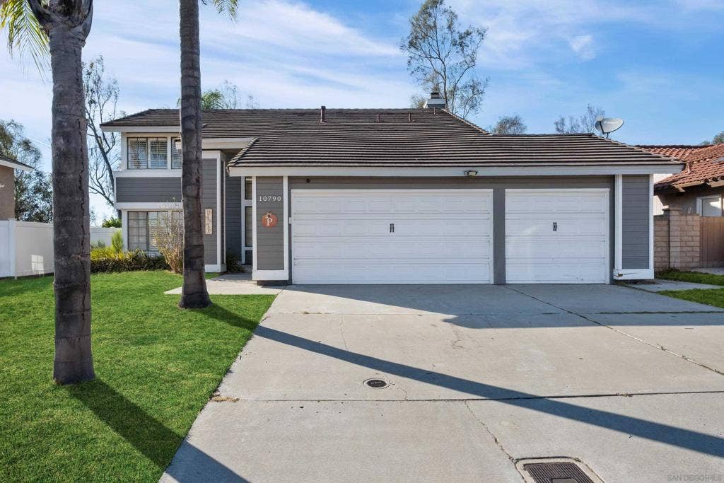 10790 Oakbend Drive, San Diego, CA 92131