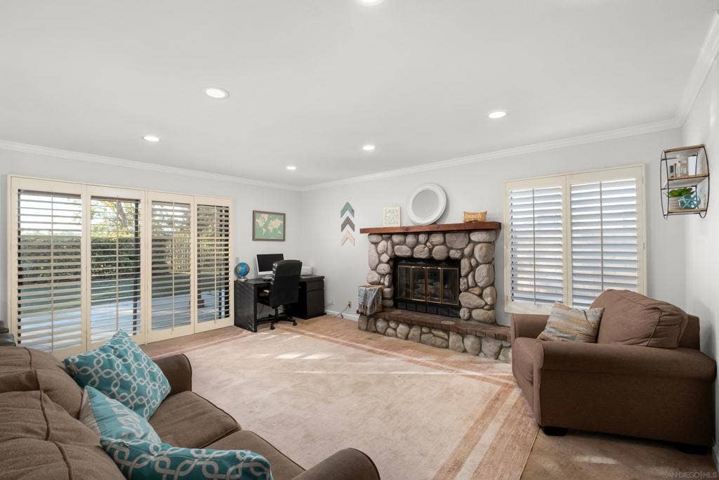 10790 Oakbend Drive, San Diego, CA 92131