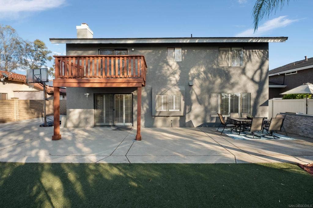 10790 Oakbend Drive, San Diego, CA 92131