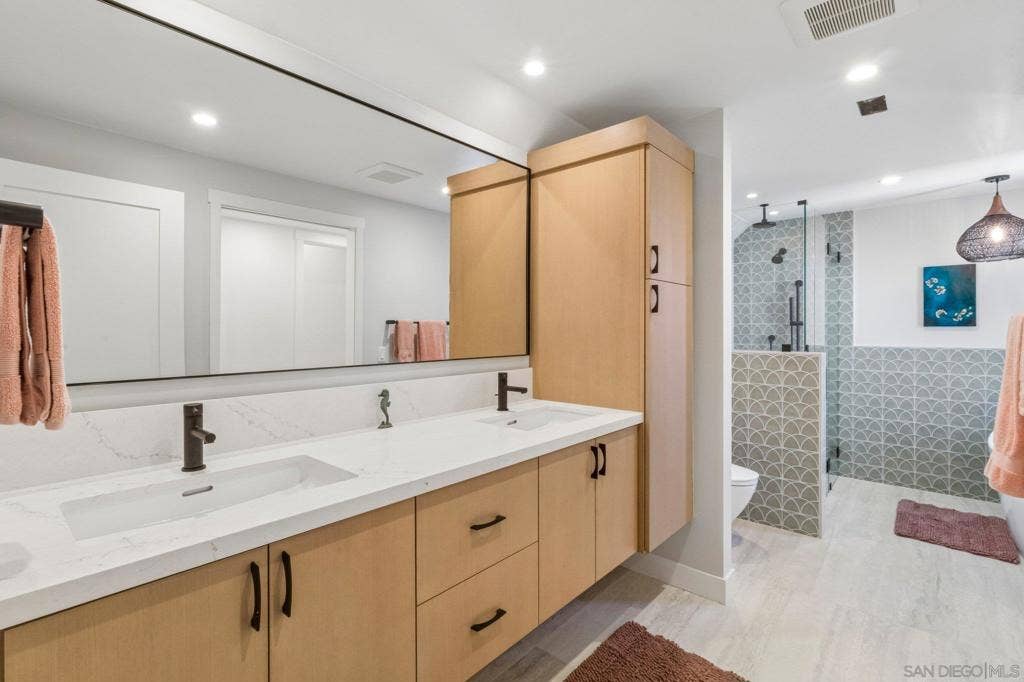 1759 Sky Loft Lane, Encinitas, CA 92024 1759 Sky Loft Lane, Encinitas, CA 92024