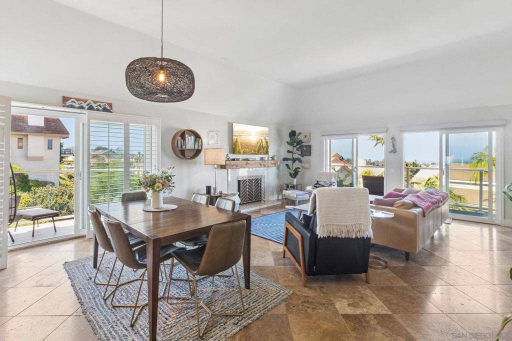 1759 Sky Loft Lane, Encinitas, CA 92024 1759 Sky Loft Lane, Encinitas, CA 92024