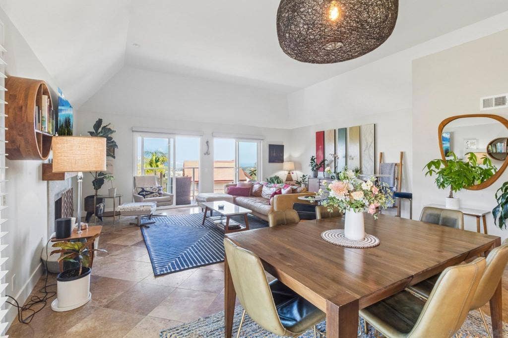 1759 Sky Loft Lane, Encinitas, CA 92024 1759 Sky Loft Lane, Encinitas, CA 92024