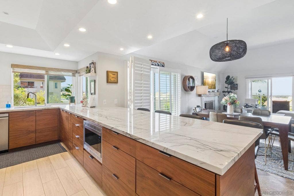 1759 Sky Loft Lane, Encinitas, CA 92024 1759 Sky Loft Lane, Encinitas, CA 92024