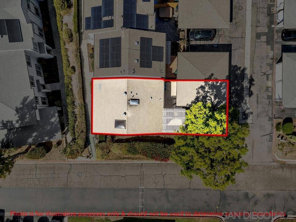 10604 Queen Jessica Ln., Santee, CA 92071