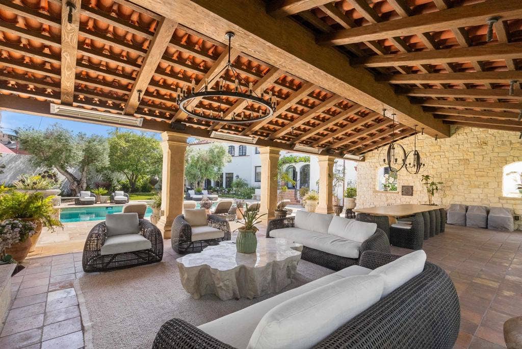 1127 F Ave, Coronado, CA 92118