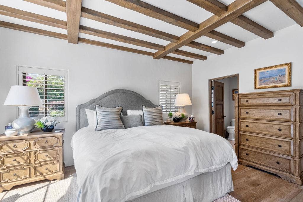 1127 F Ave, Coronado, CA 92118