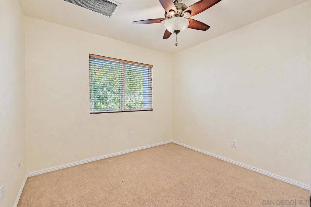 9212 Palomino Ridge Dr, Lakeside, CA 92040